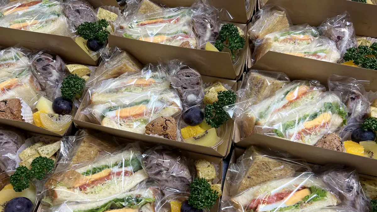 藤沢市内の工場へお届けした食事条件別のBOX